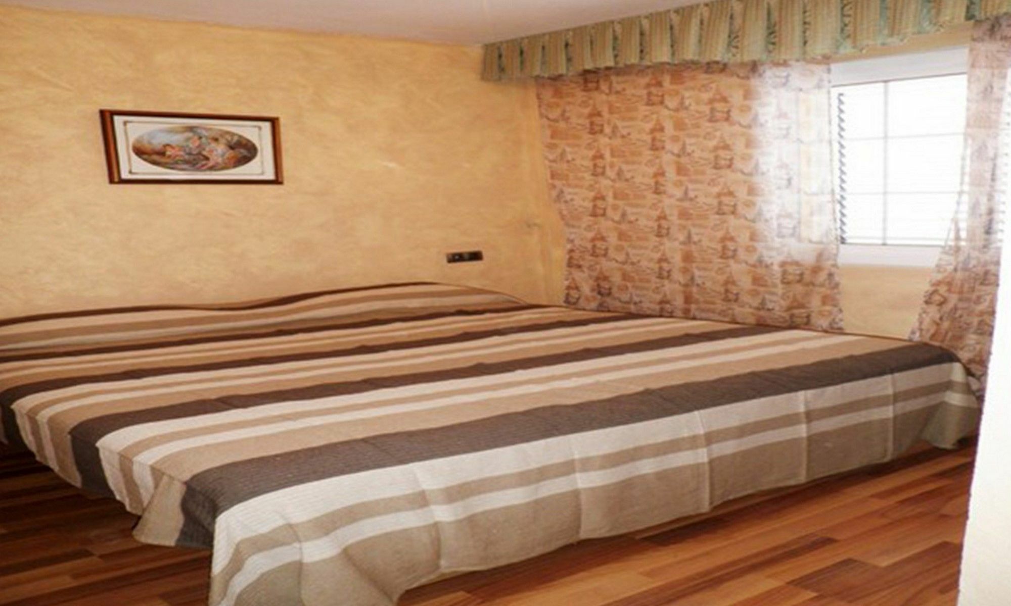 Apartsalou Cambrils Jupiter Buitenkant foto